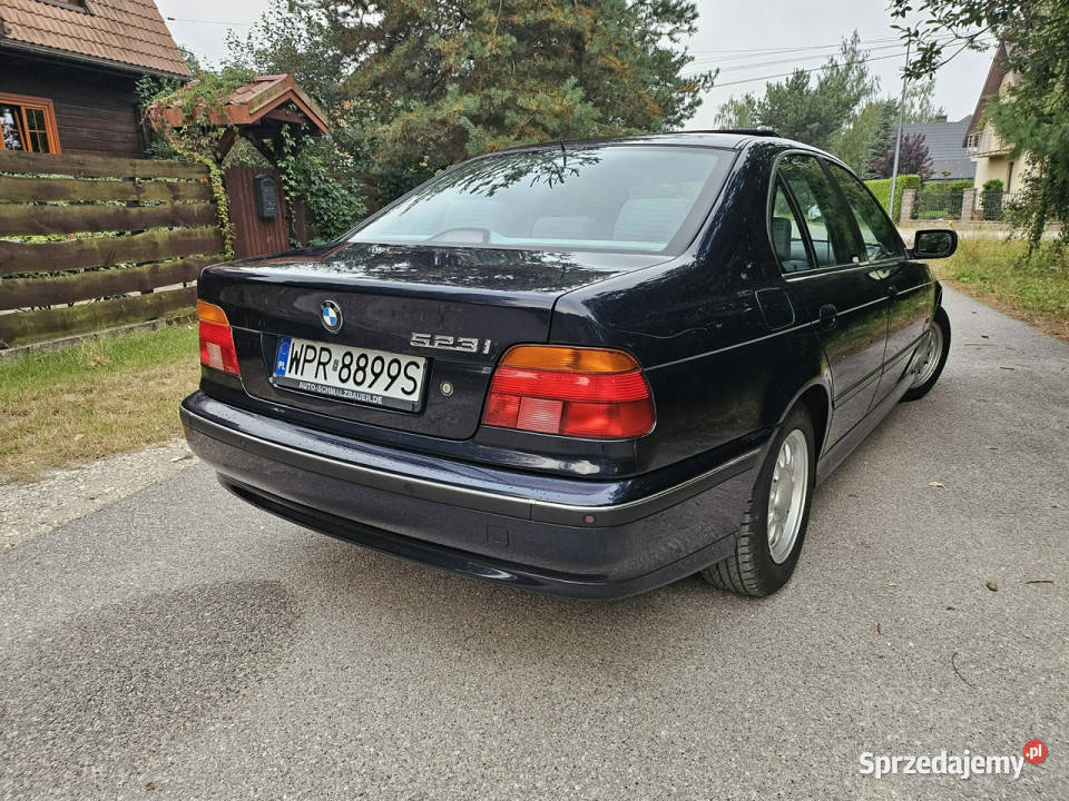 BMW 523 bez RDZY wszystko sprawne automat bez czujnik parkowania Warszawa sprzedam