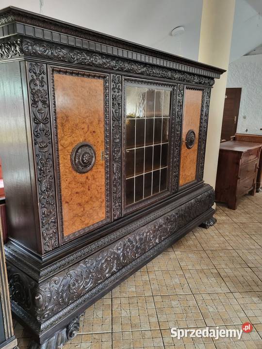 Duża piękna stara biblioteka Rybnik