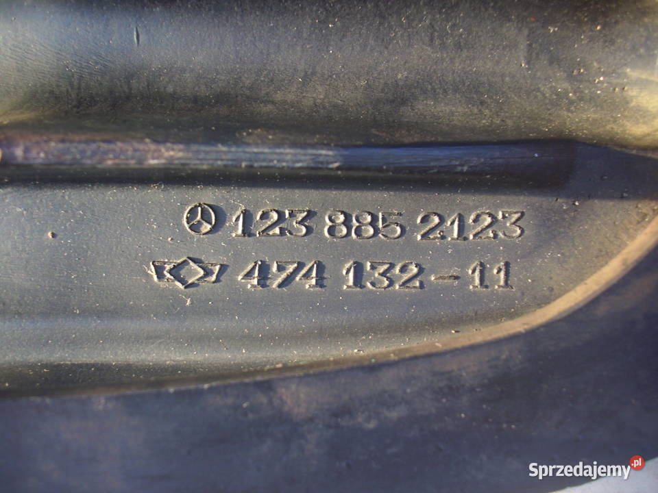 Narożnik zderzaka tył MERCEDES W123 nakładka Kielce