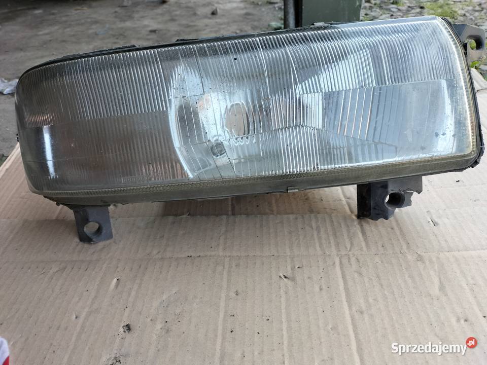 OPEL MOVANO A RENAULT MASTER II LAMPA PRZÓD Kamień-Kolonia