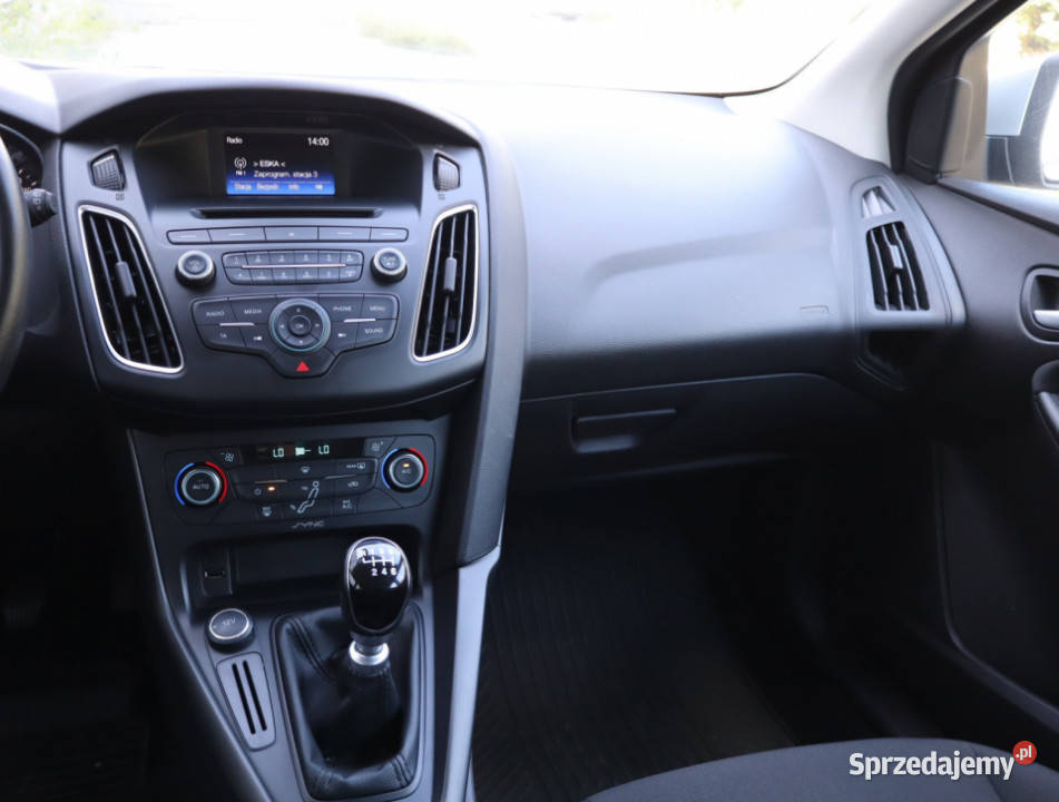 Ford Focus 15 TDCi ABS Piaseczno