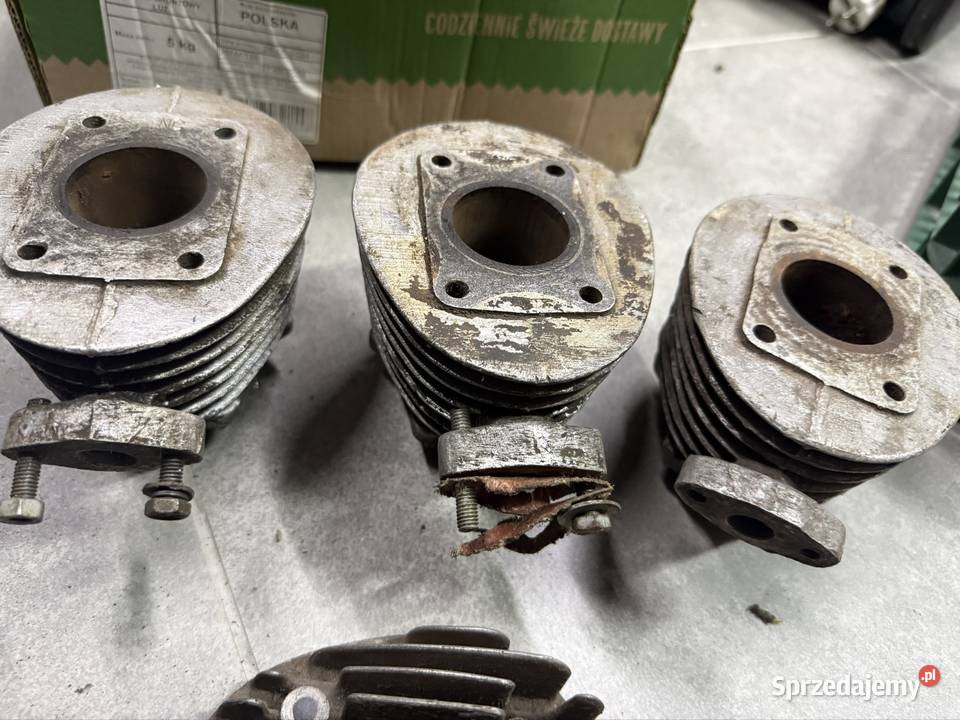 Cylinder głowica silnik komar s38 rys motorynka Kielce