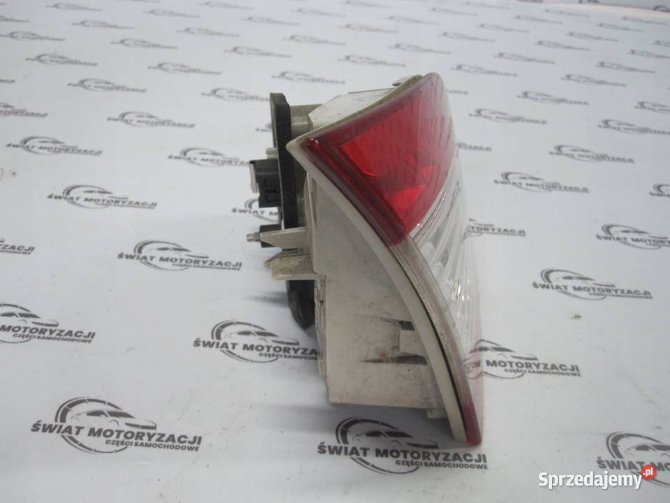 PEUGEOT 508 I SW 11r lampa lewa tył 9686780580