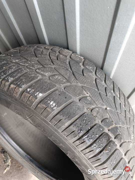 Opony zimowe Dunlop 225x55R17 4 sprzedam