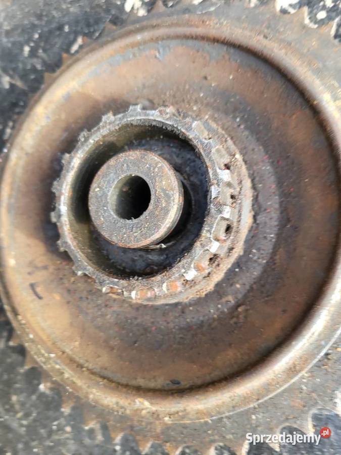 ZĘBATKA TYŁ KOŁA JAWA CZ KIWACZKA Rybnik