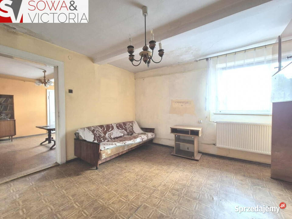 Mieszkanie o powierzchni 4850 m 2 do remontu węglowe