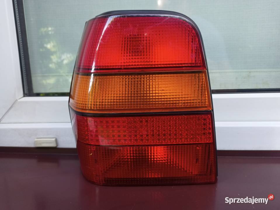 VW Polo II 86c2f kombi lampa tył tylna lewa Oświetlenie Sieradz