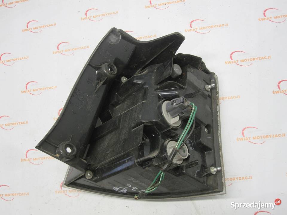 OUTLANDER II 20 DID 08r lampa lewa tył 22087813 Kielce