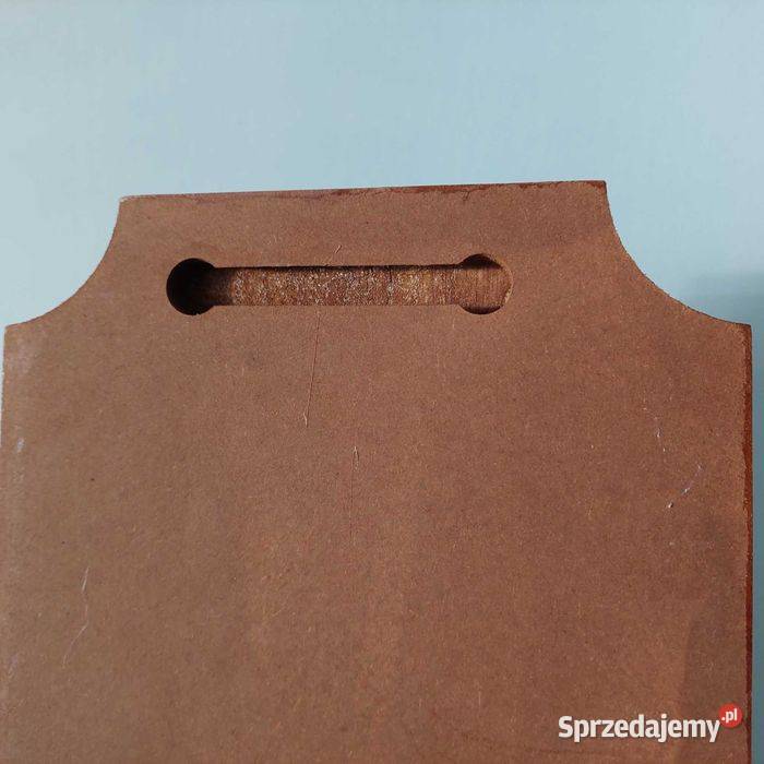 Płaskorzeźba żaglowiec na morzu fale mewy