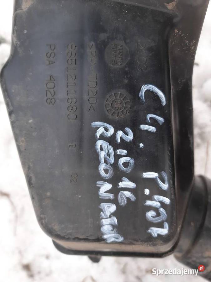 Citroen C4 Picasso 20 16V rura obudowa rezonator