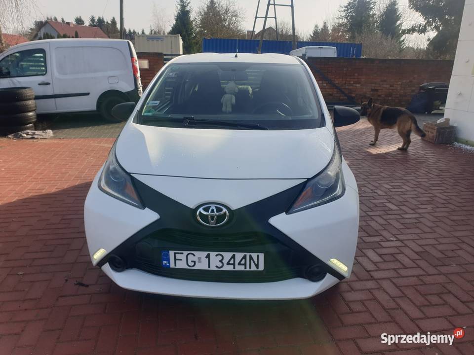 Toyota Aygo Sprint 2015 nowy przegląd i