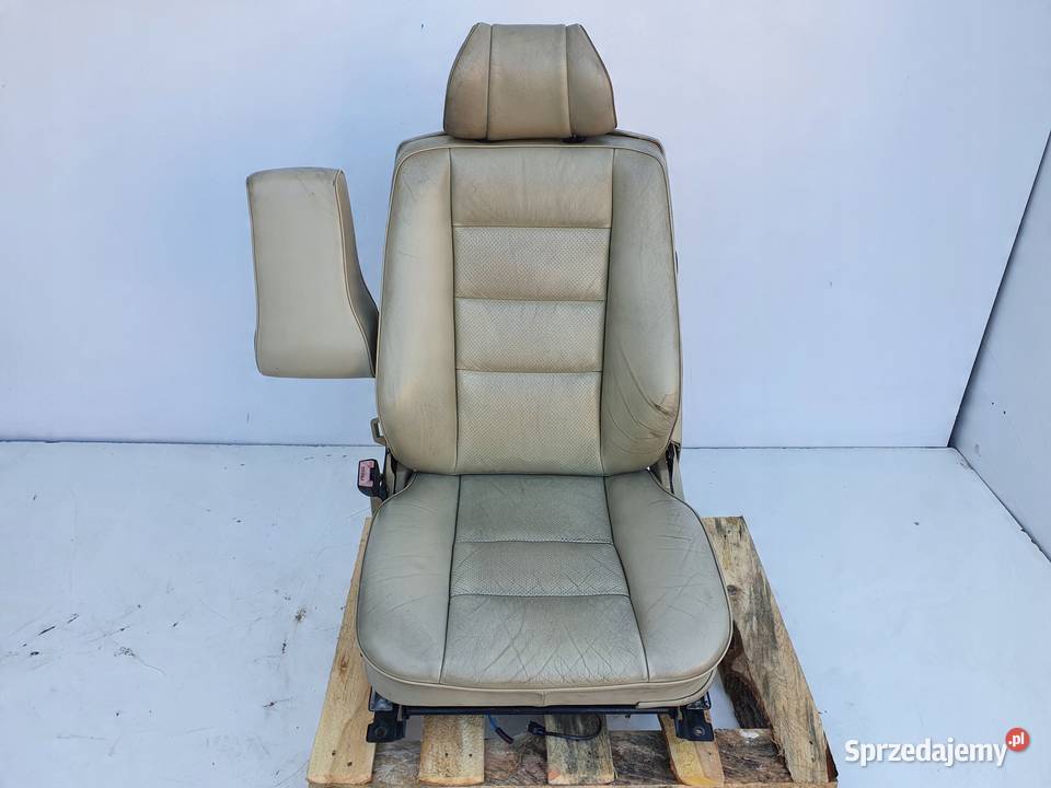 Mercedes W126 Coupe SEC FOTELE KOMPLET FOTELI Janów sprzedam