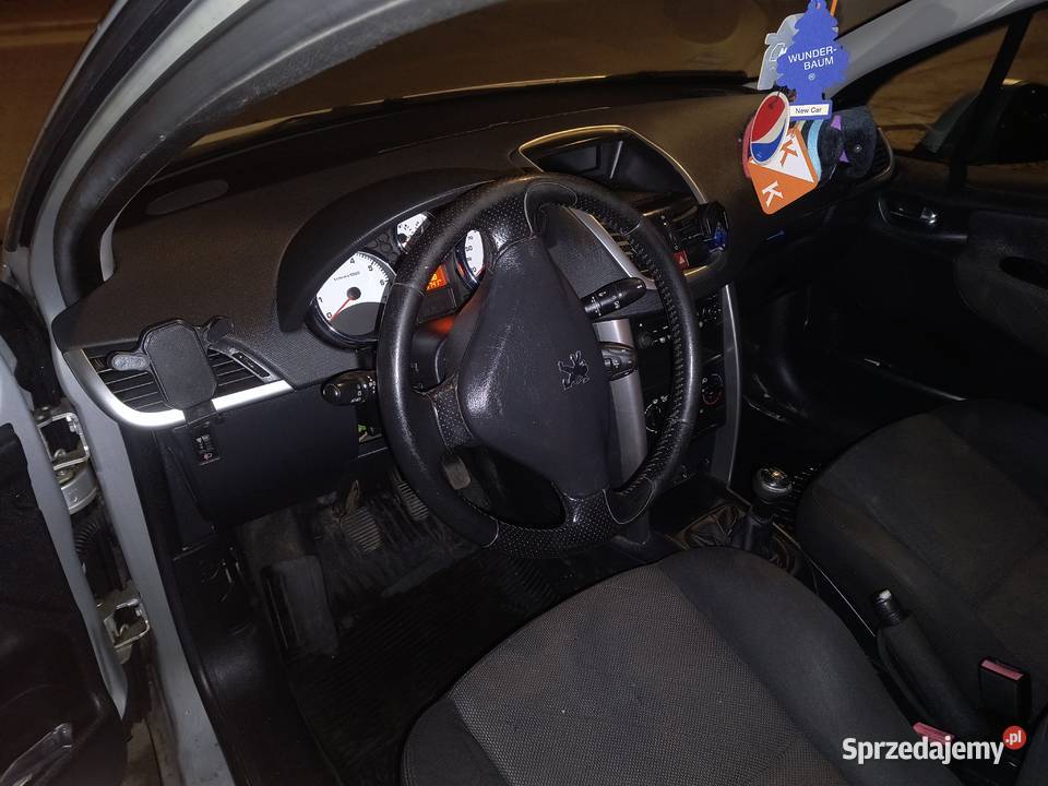 Sprzedam peugeot 207 sw 14 benzyna 2008 233000km Łękińsko