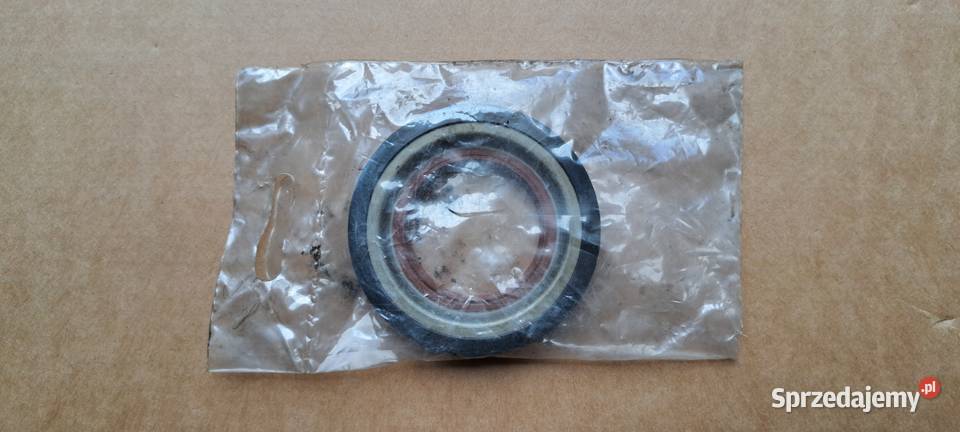 Uszczelniacz wału przedni Mercedes W115 W123 T1 Luzino