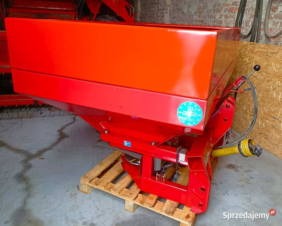 Rozsiewacz nawozu Kuhn Rauch MDS 935 hydraulika Rozsiewacze nawozów Frampol