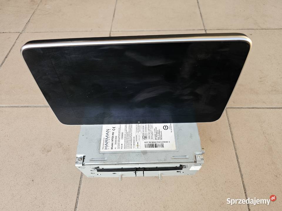 W447 wyświetlacz Radio V clas Harman Comand NTG5 osobowe