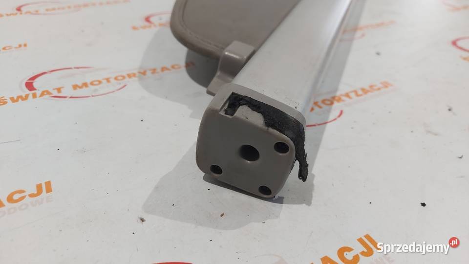 TOYOTA PRIUS II 06r roleta bagażnika osobowe Kielce sprzedam