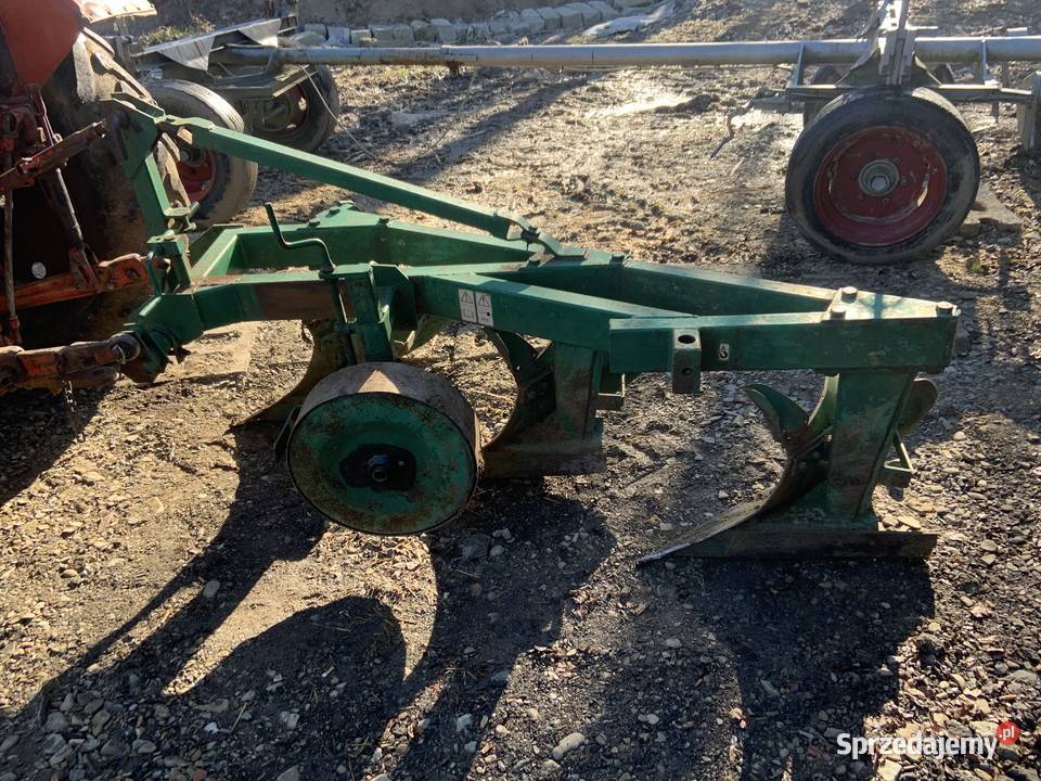 Pług 3skibowy staltech nieuszkodzony Domaradz