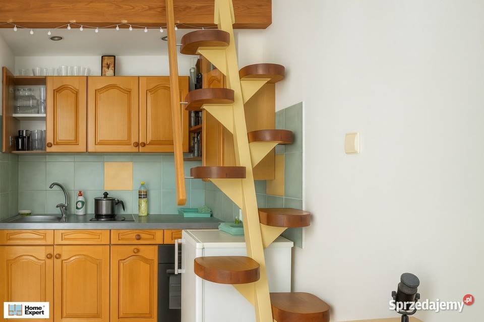 1pok 19met Placu Muzealnego ANTRESOLA Wrocław