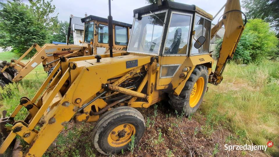 Koparko Ładowarka MF 50 B Rok produkcji 1974 Koparko ładowarki Parczew