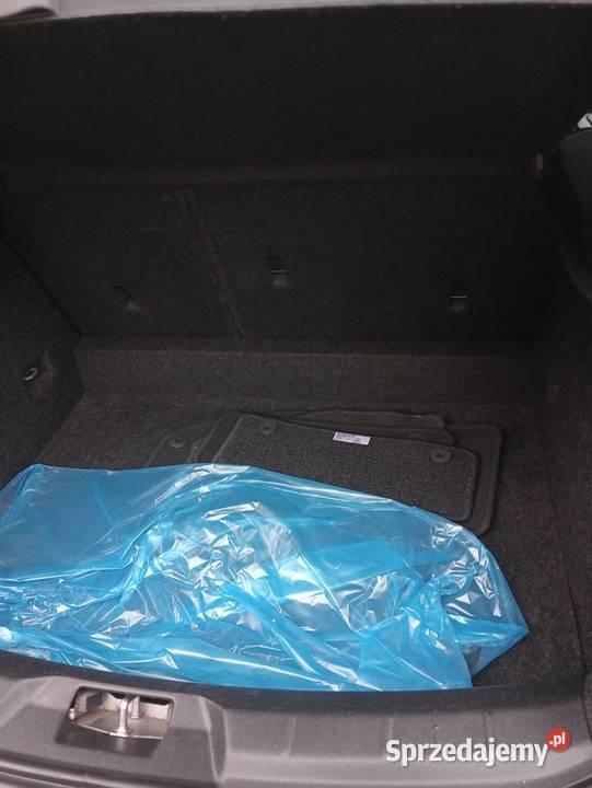 Sprzedam Volvo V40 D2 garażowany Myszków