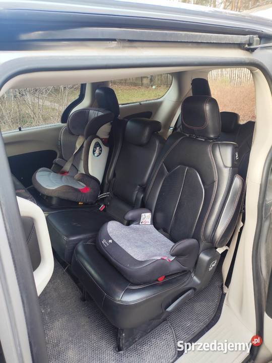 Chrysler Pacifica 2018 r 8 osob Pułtusk