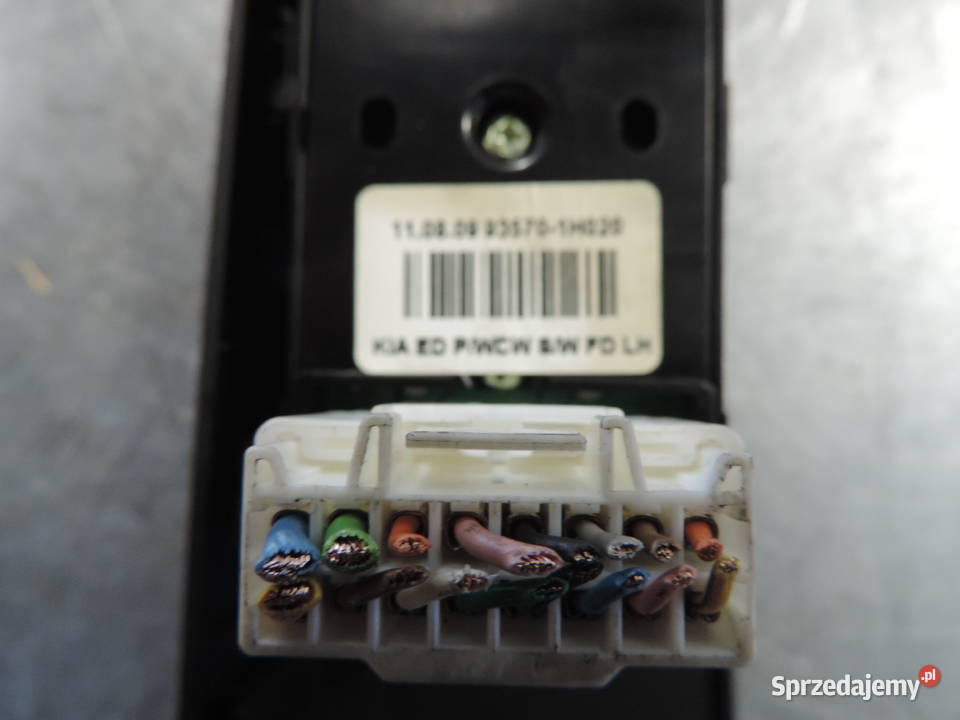 KIA CEED I KOMBI HB PANEL PRZEŁĄCZNIK SZYB LEWY Rok produkcji 2010 małopolskie Nowy Sącz