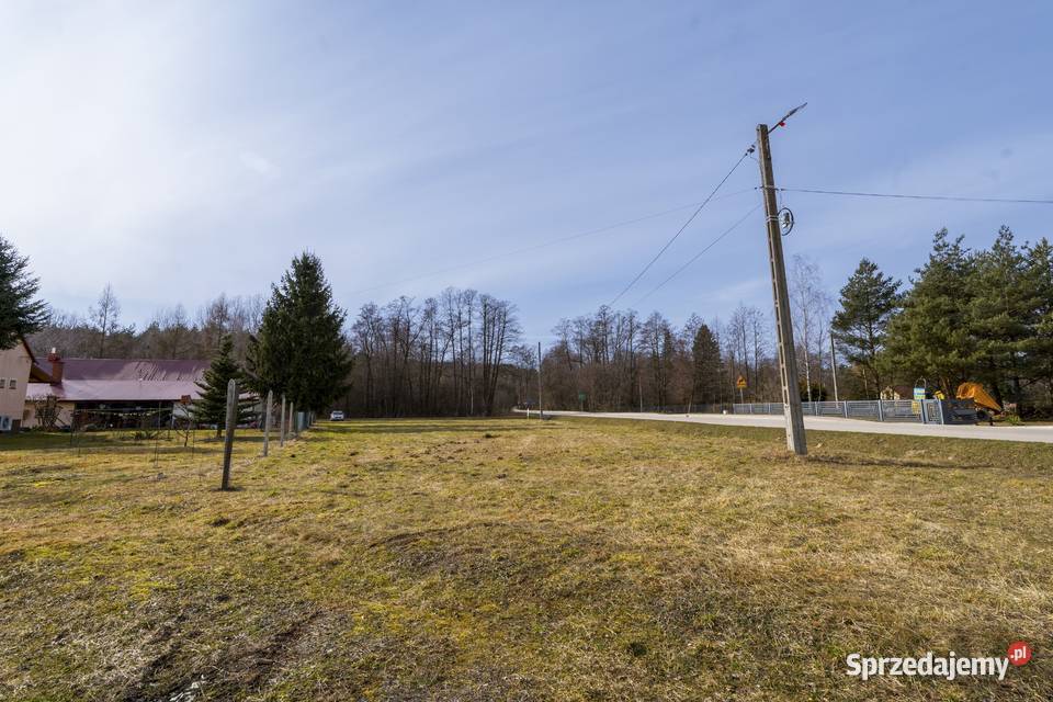 Działka budowlana pod lasem Chodaczów 1552 a