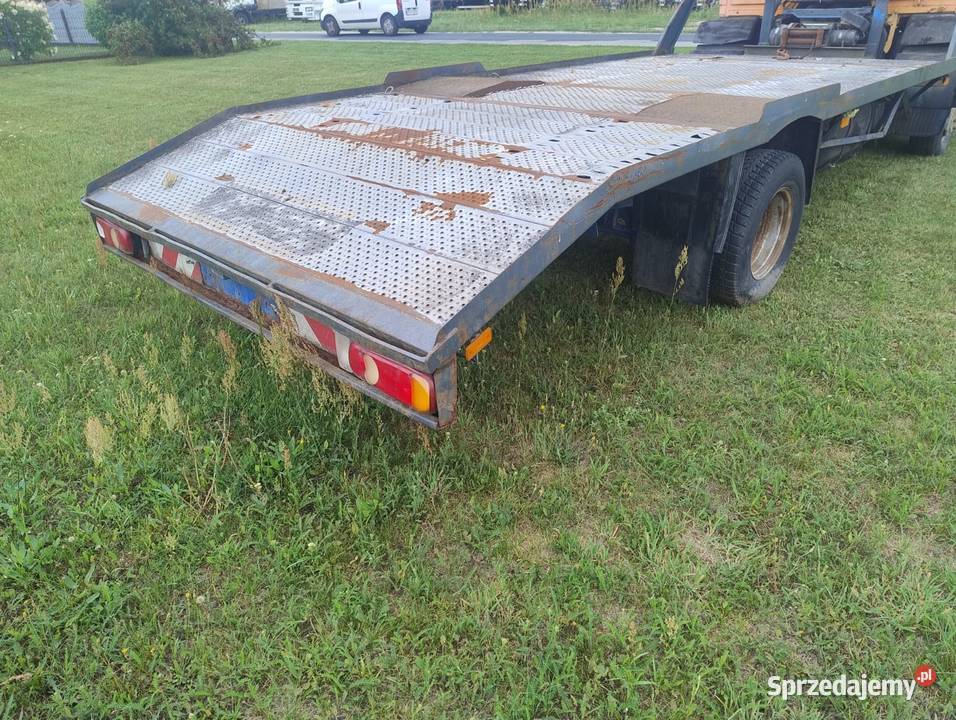 mercedes 709 D pomoc drogowa laweta najazd nie Grabów nad Prosną