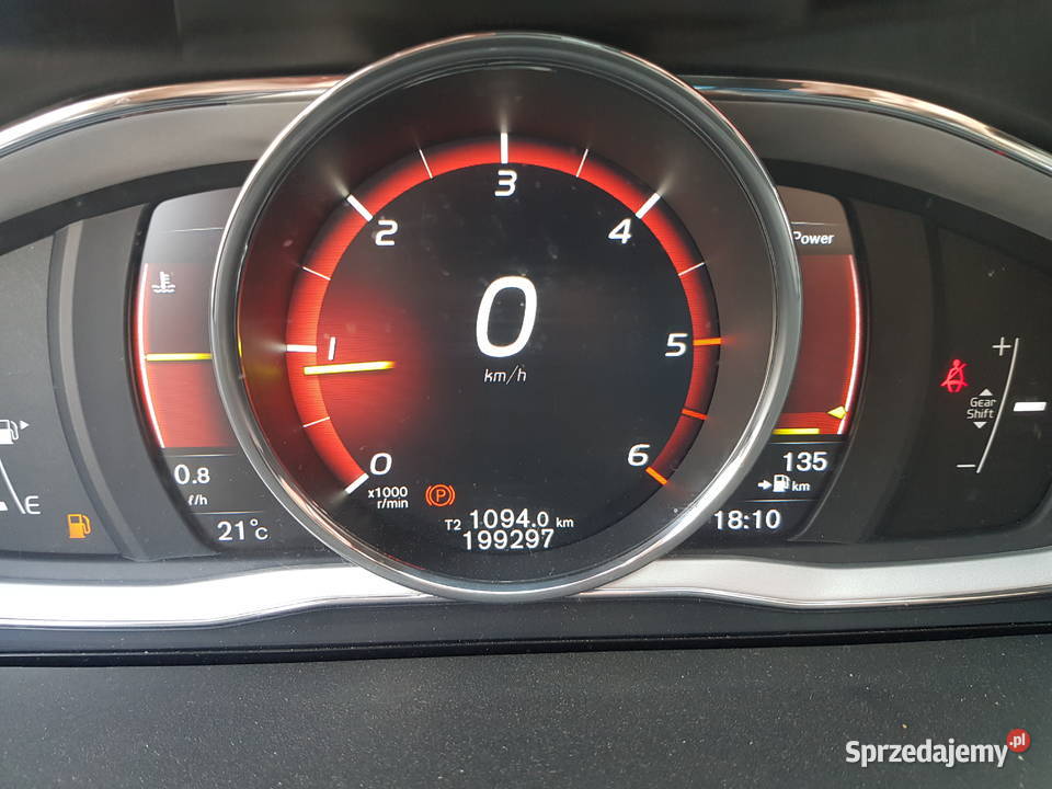 VOLVO V60 D3 2017 salon Polska isofix Brzeg sprzedam