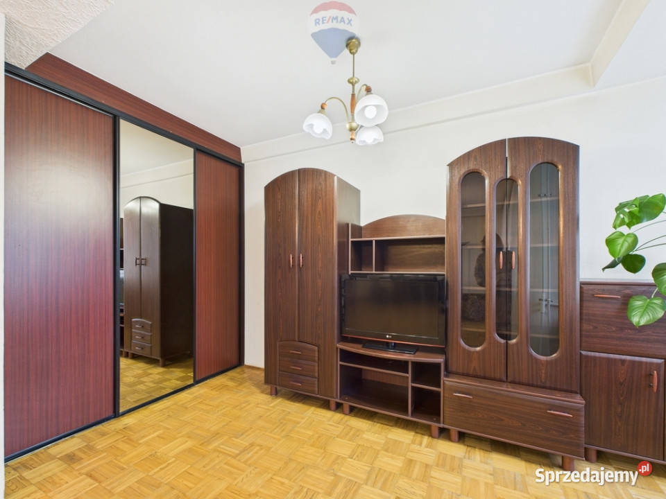 4 pokoje 2 balkony piwnica rodziny piwnica Warszawa