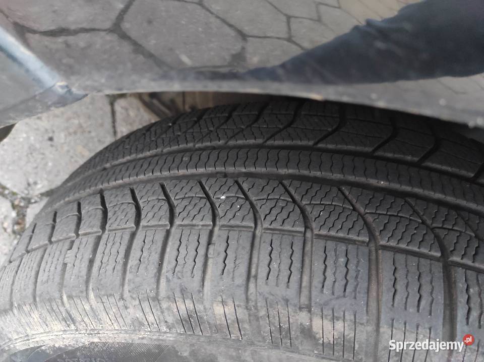 Chrysler Grand Voyager chowane fotele w podłogę Rok produkcji 2006 Opole