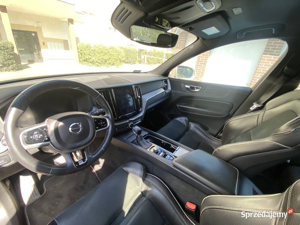 Volvo XC60 II syndyka srebrny Wierzchosławice