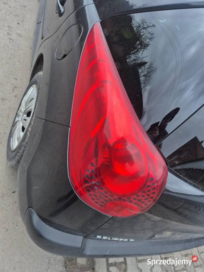 Sprzedam lampę lewy tył do Peugeot 207sw Żabno