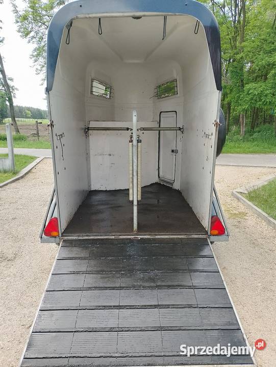 Przyczepa do przewozu dwóch koni Żerdzina sprzedam