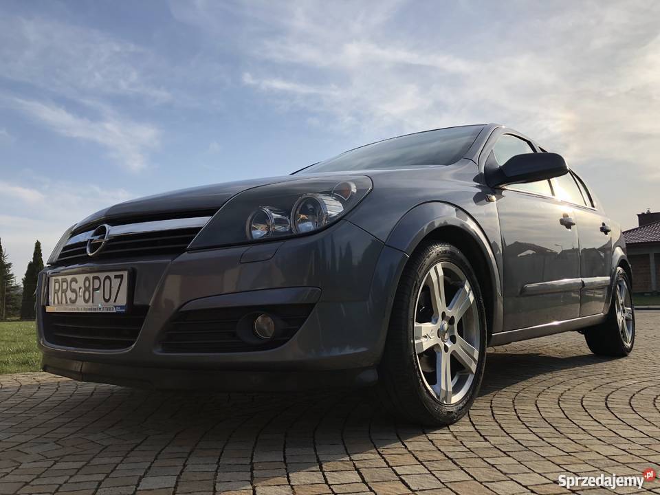 Opel Astra III H 17 Skóra Felgi Niski Profil gniazdo AUX Sędziszów Małopolski