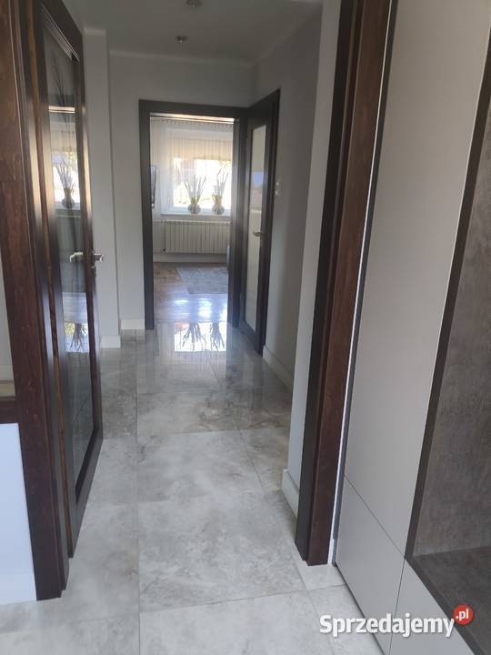 Dom o powierzchni 140 m2 na działce 600 M2