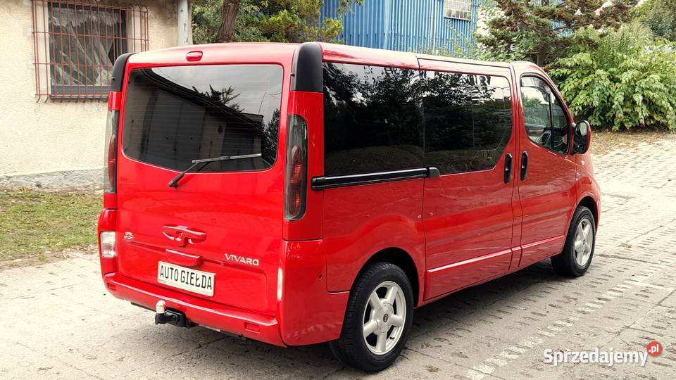 Opel Vivaro 19DCi Passenger Klima Alu Hak 8 osób Nowa Wieś Rzeczna