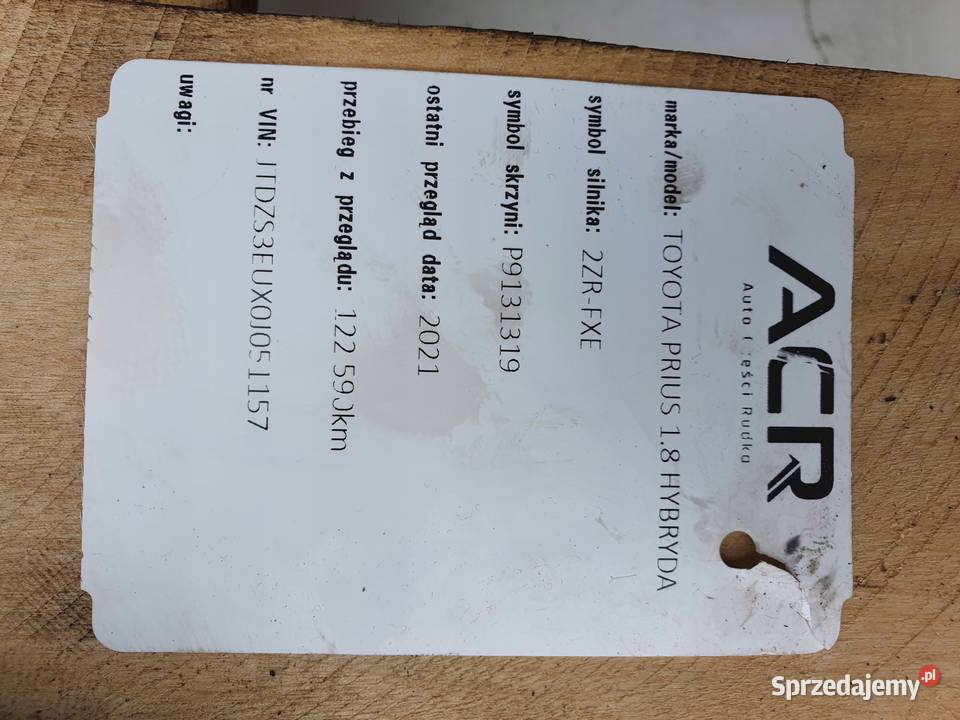 Toyota Prius III 18 HYBRYDA AUTOMATYCZNA osobowe Skrzynie biegów manualne Janów