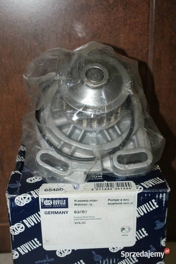 Pompa cieczy chłodzącej AUDI 100 VOLVO 240 740 osobowe Białobrzegi