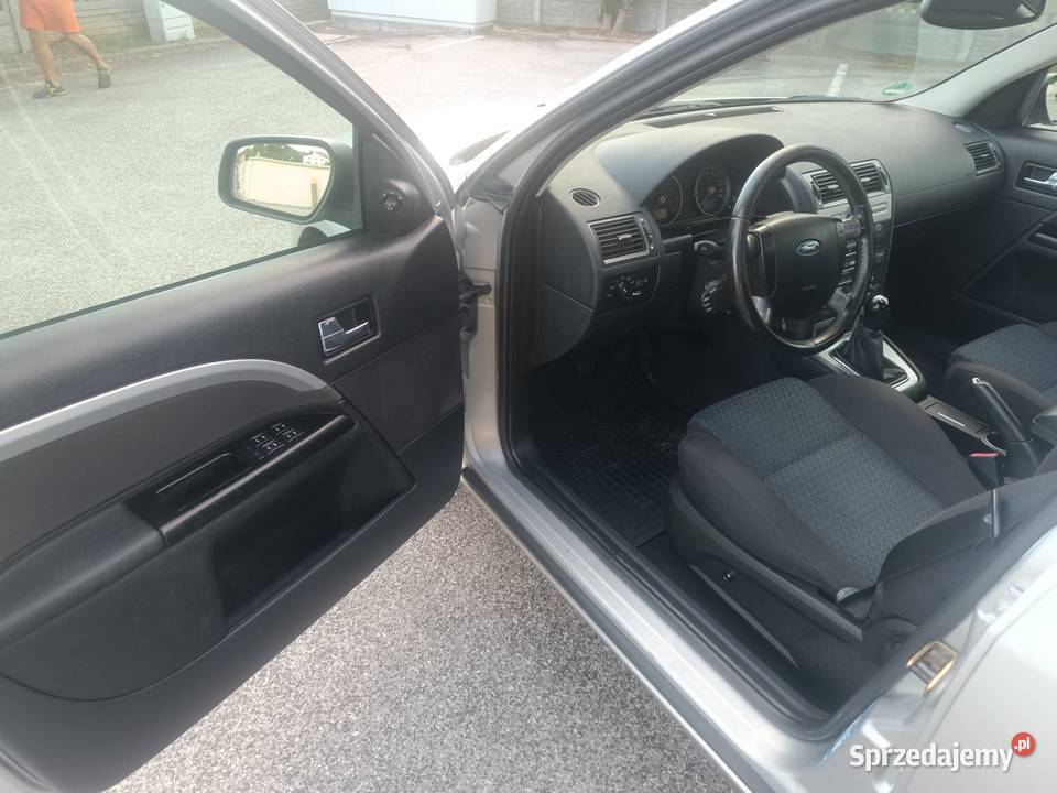 2006r18BSwiezo sprowadzonyRejsstracja Bogata nieuszkodzony