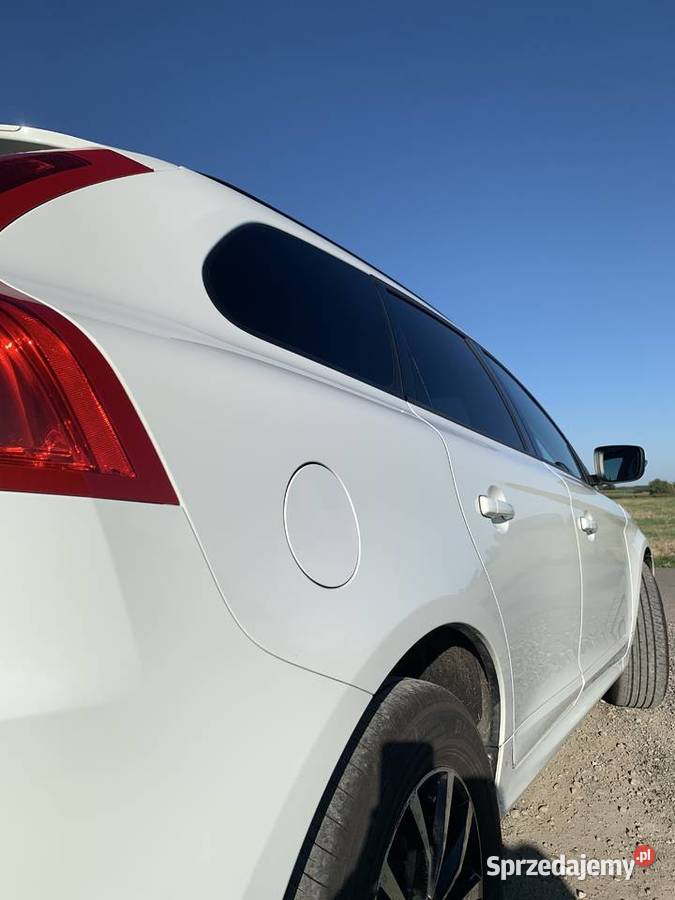 Volvo XC 60 DriveE Kinetic Zrobiona Mapa 191 diesel