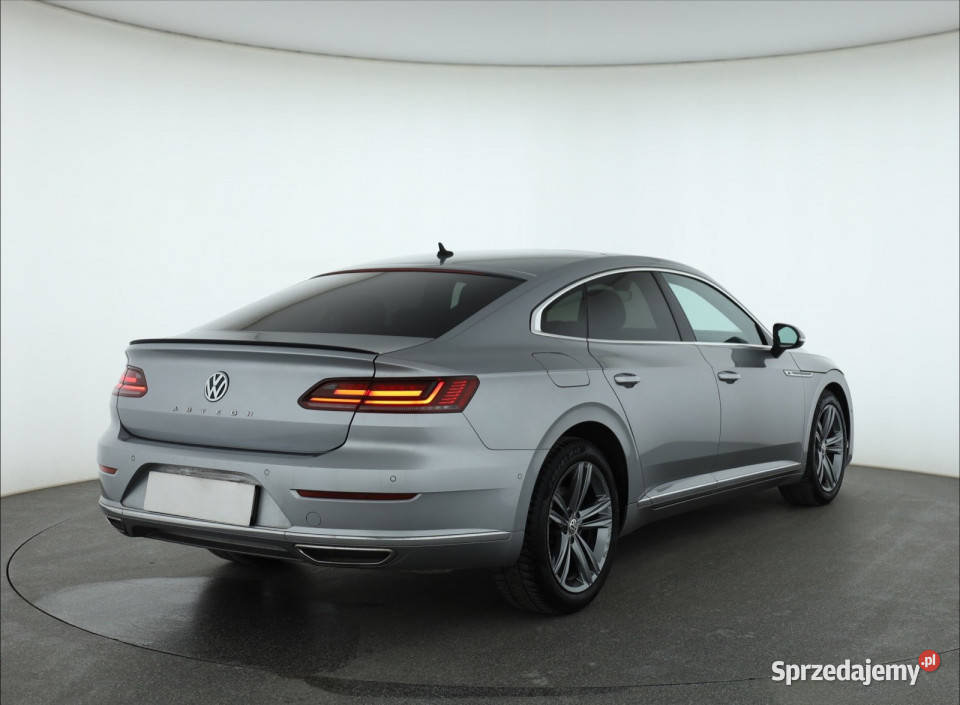 VW Arteon 20 TSI nieuszkodzony Volkswagen Piaseczno