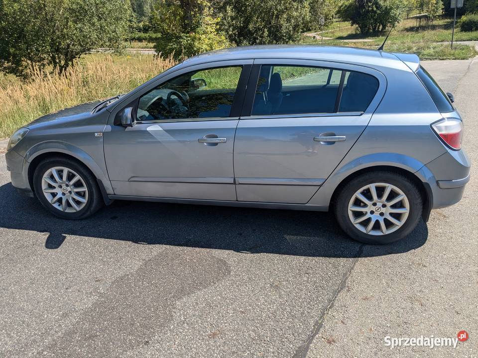 Sprzedam Opel Astra H 2004r 8900 do negocjacji śląskie Sosnowiec