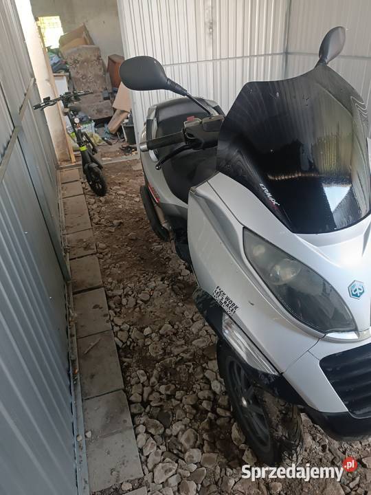 Moocykl Piaggio MP3 Stare Dolno