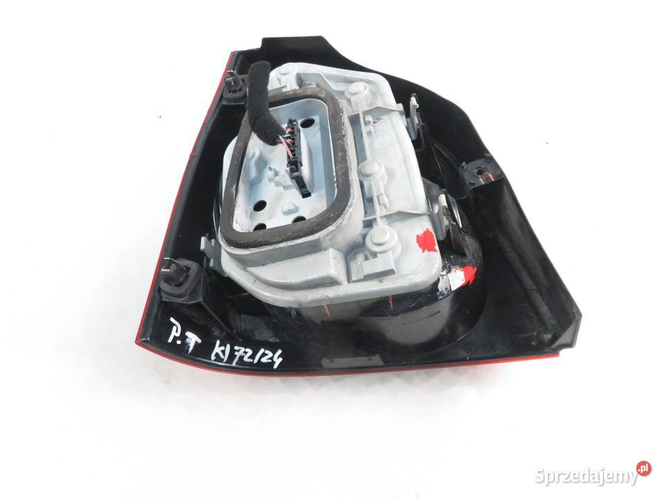 LAMPA PRAWA TYLNA VW POLO IV 9N 6Q6945096B