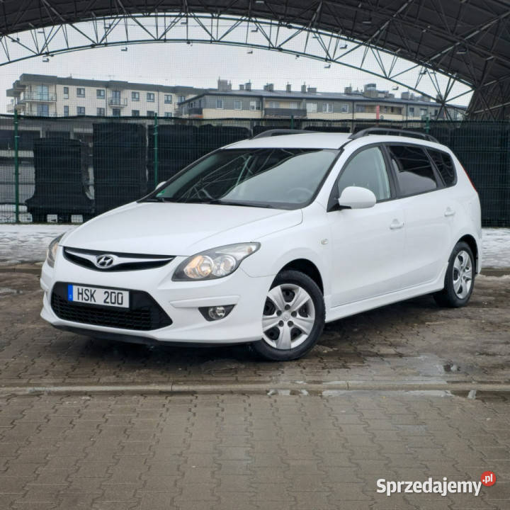 Hyundai i30 Hyundai i30 14 Blue Classic I Rok produkcji 2011 i30 Ostrów Mazowiecka