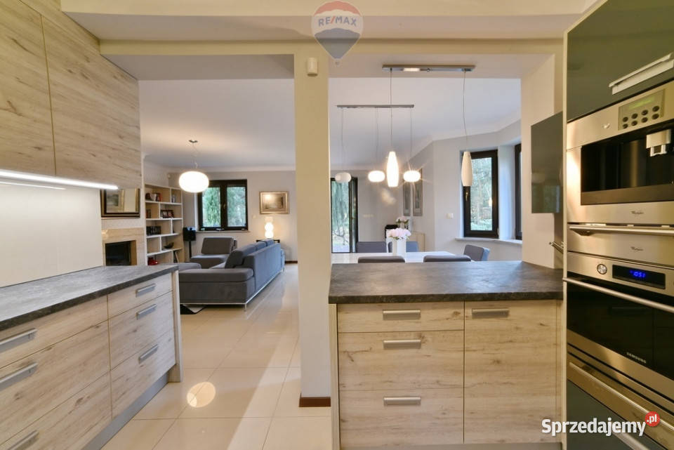 Uroczy dom w Arciechowie Zalewem Zegrzyńskim sprzedam