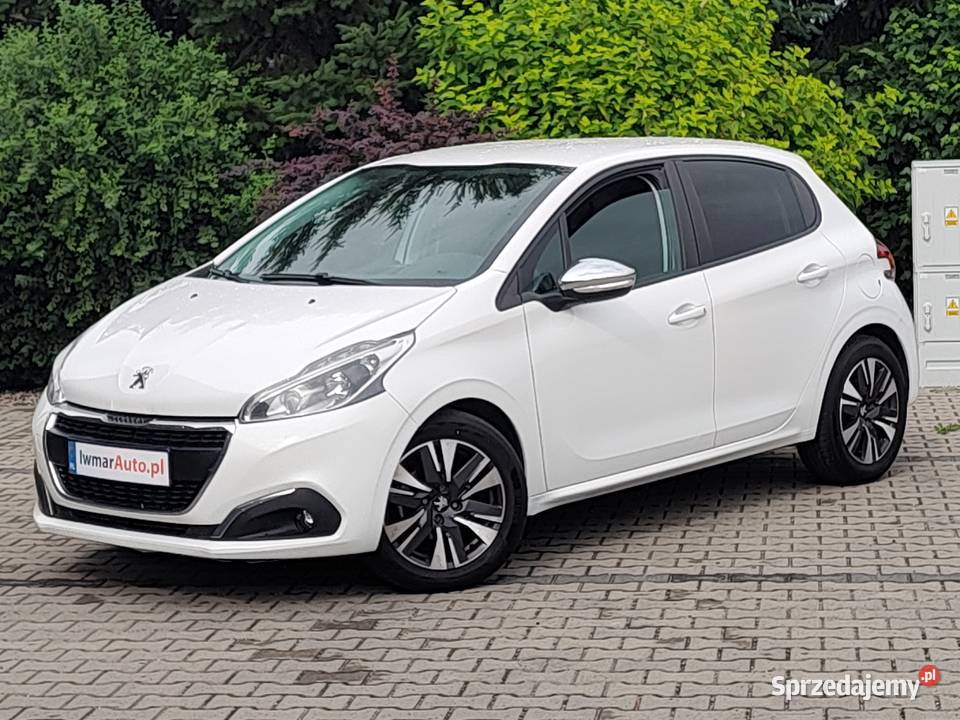 PEUGEOT 208 12 BENZYNA Leszno