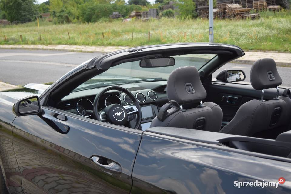Ford mustang Cabrio 37 benz 66000 super stan Łomianki